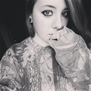 Meet your Posher, Laurel